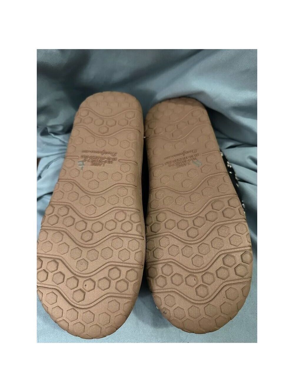 Dearfoams Women's Black Knit Memory Foam Slippers Size 9-10 - Picture 4 of 6